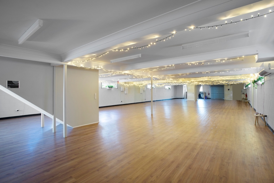 Beautiful Dance Studio with mirrors and ballet barre Creative Spaces