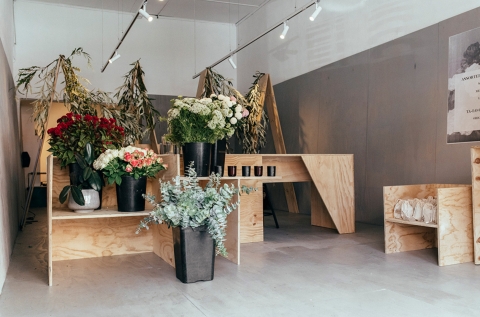 Flowers Flowers Pop Up