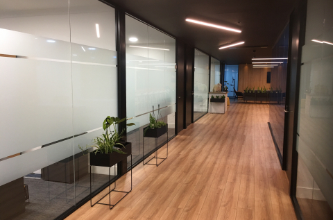 Private Suites (2-6 Team members)