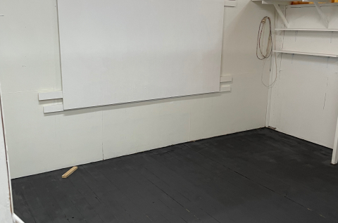 15sqm $440pcm  2working areas