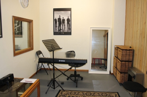 Studio 2