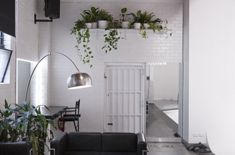 Client Area & Make Up Bench