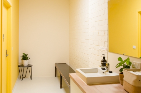 WXYZ Studios - Change Rooms