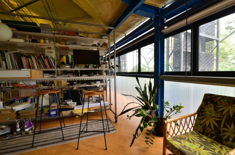 stunning views onto the Merri Creek and the city